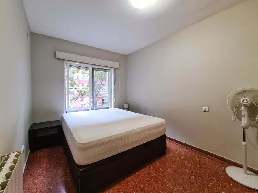 Habitación en piso de 4 habitaciones en Benimaclet