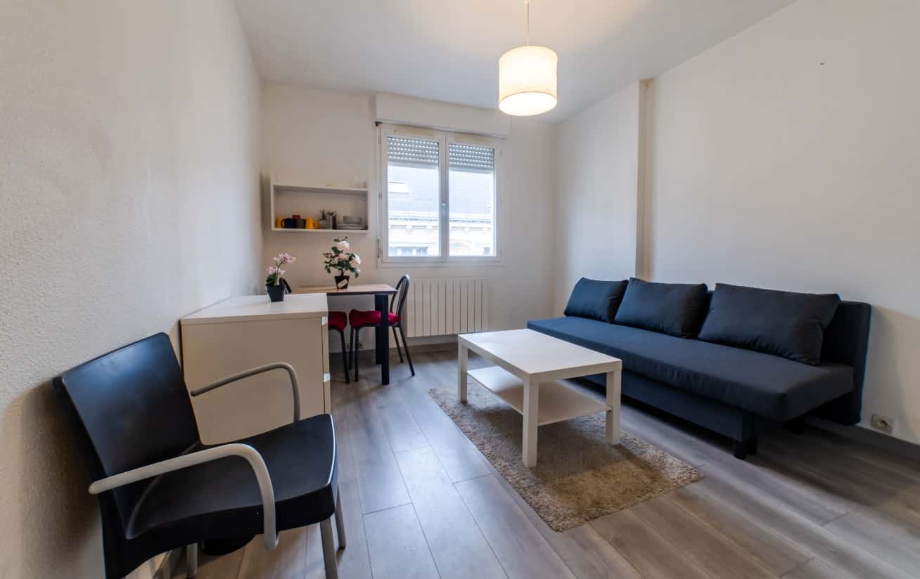 Apartment in Rue des Nanettes, Paris for 18 m²