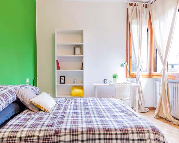 Listing photo thumbnail