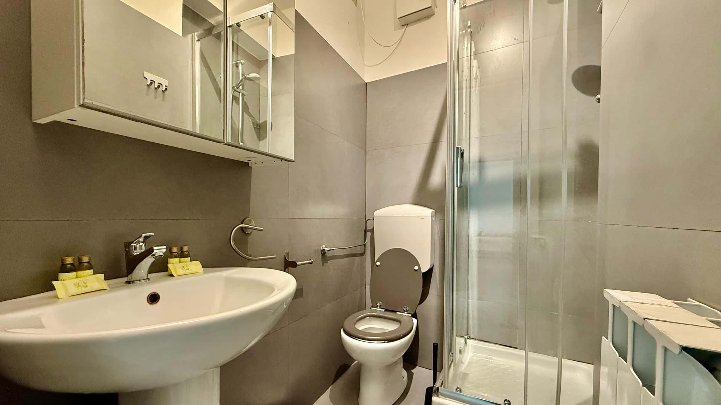 Quarto em Via Giuseppe Garibaldi, Pisa para 125 m² com 3 quartos