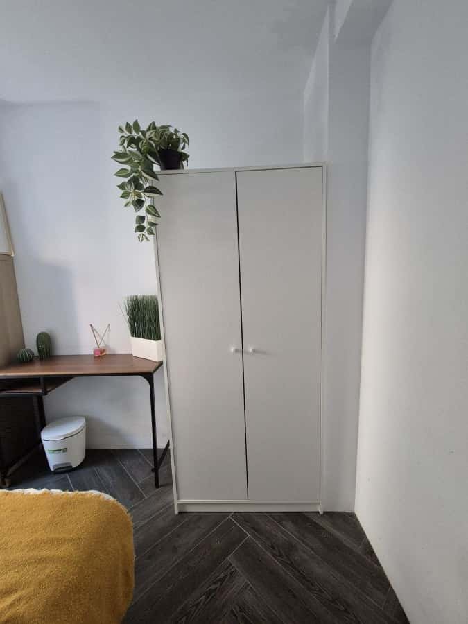 Habitación en piso de 4 habitaciones en Camins Al Grau