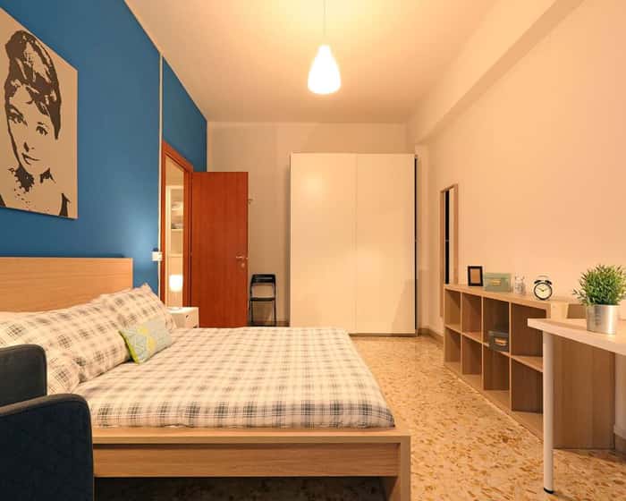 Listing photo thumbnail