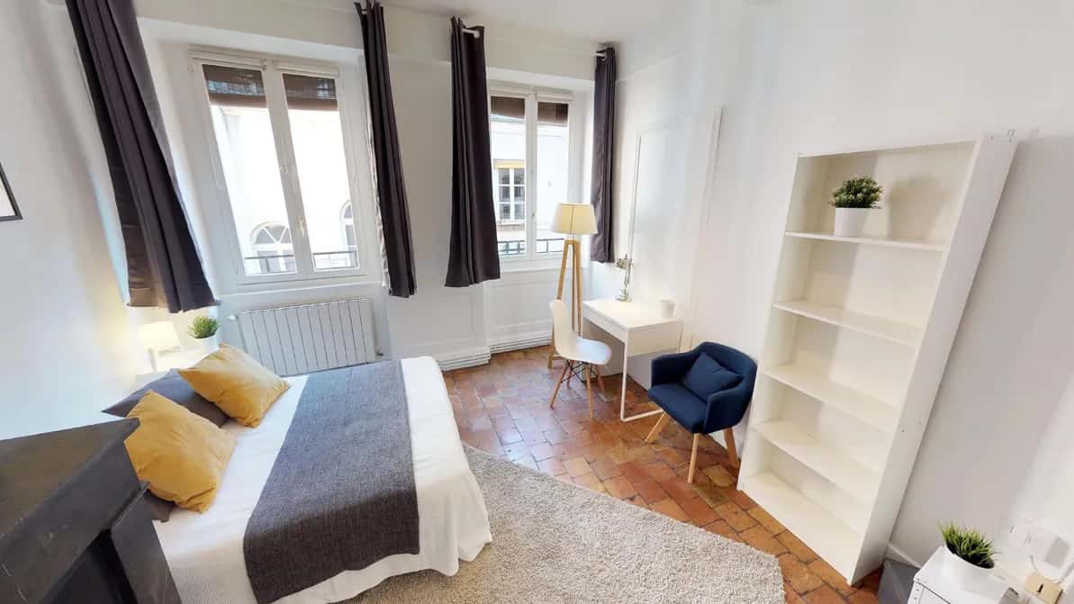 Habitación en Place Tobie Robatel, Lyon para 98 m² con 5 dormitorios