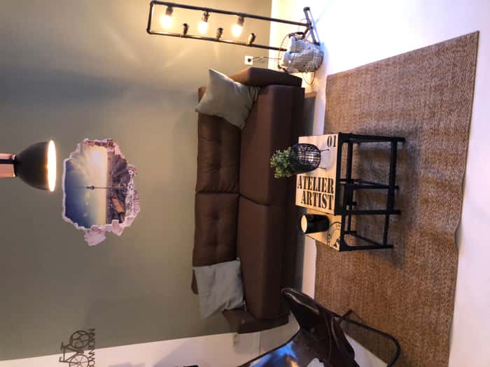 Listing photo thumbnail