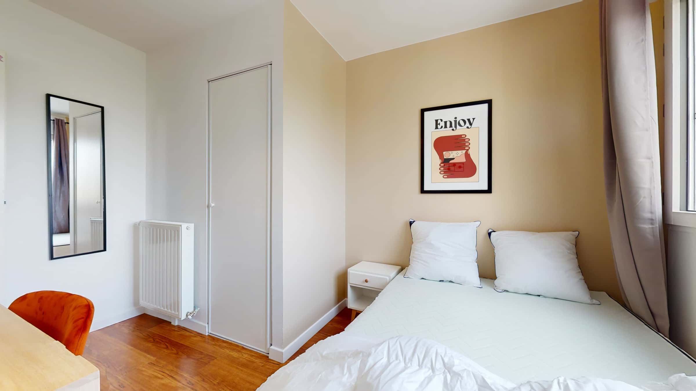Nanterre Metz 2 - Private Room (1)