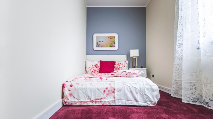 Listing photo thumbnail