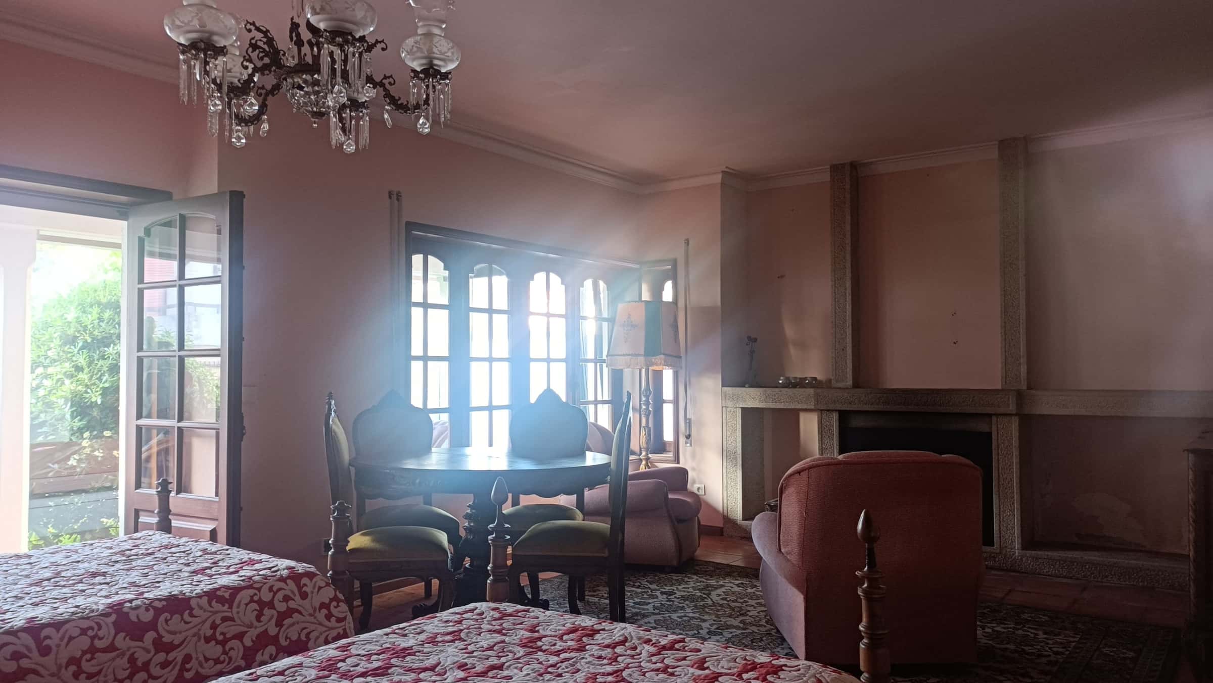 Stanza in Rua das Moutadas, Vila Nova de Gaia di 350 m² con 5 camere