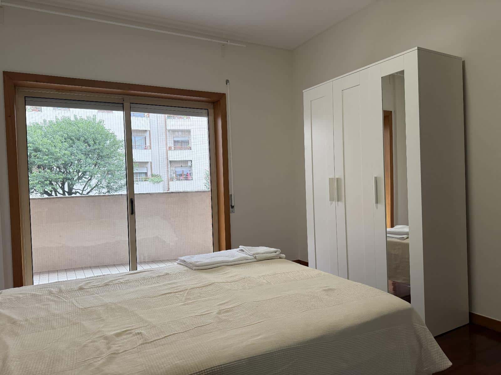 Quarto em Rua Doutor Aníbal Araújo Esmoriz, Braga