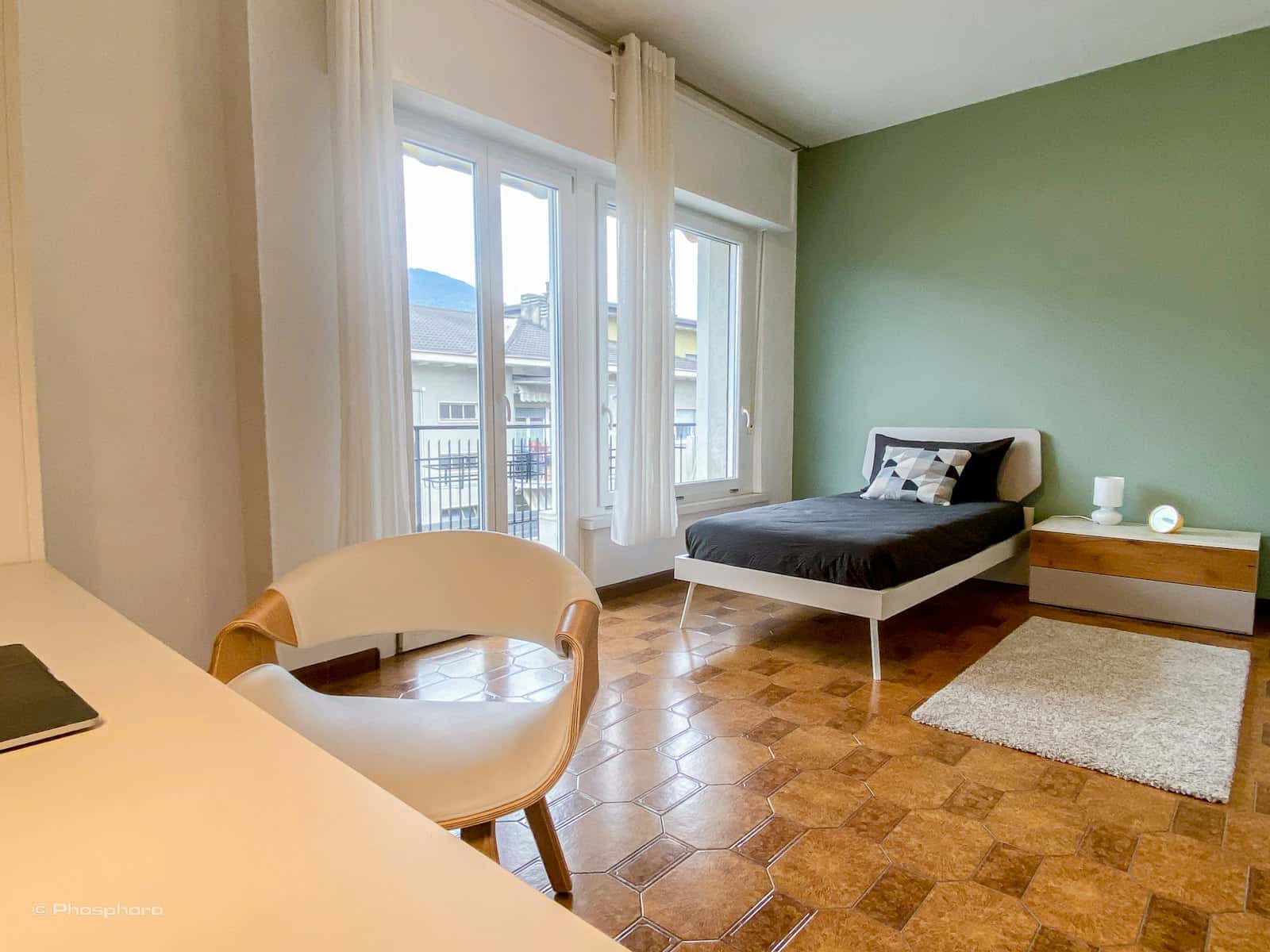 Zimmer in Viale degli Olmi, Trento für 116 m² mit 4 Schlafzimmer