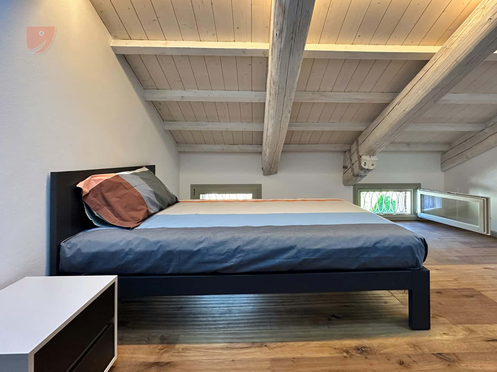 Quarto em Via Montebello, Ferrara para 140 m² com 5 quartos