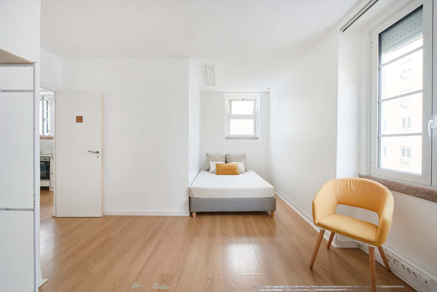 Room 10 - 38. Sidonio Pais 24 1D