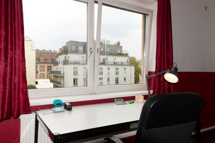 Listing photo thumbnail