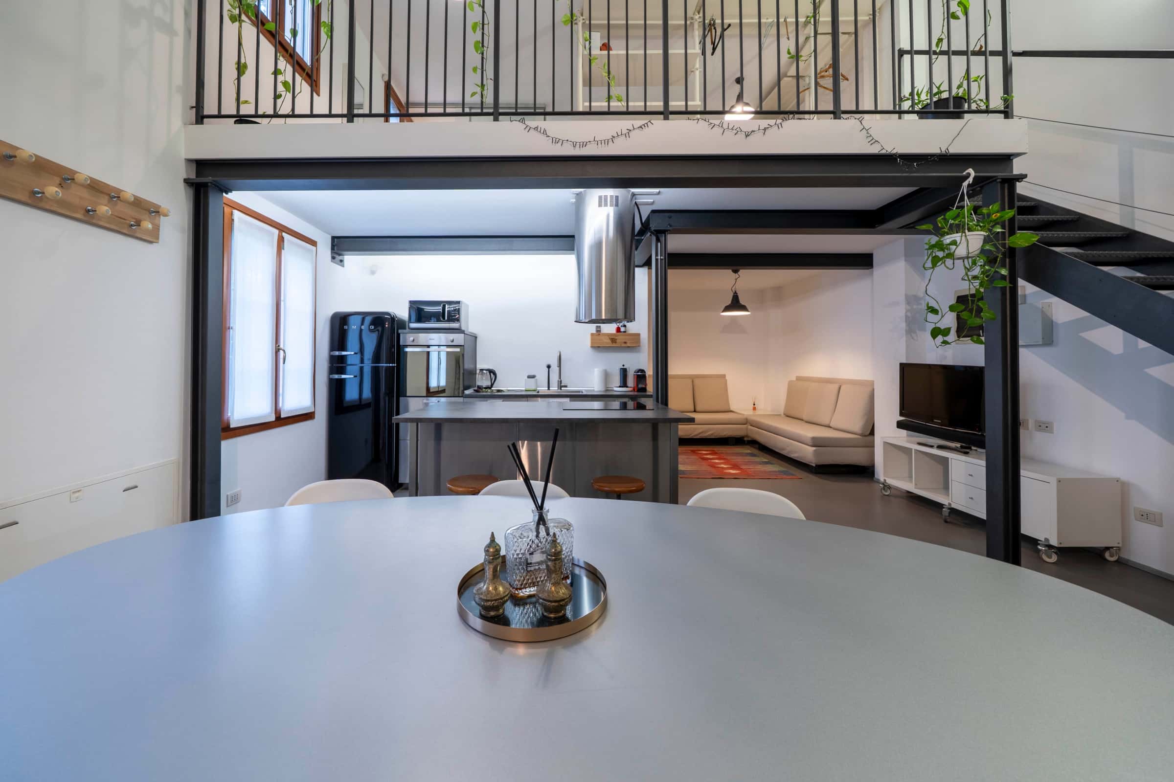 Via Magolfa 21, Milan