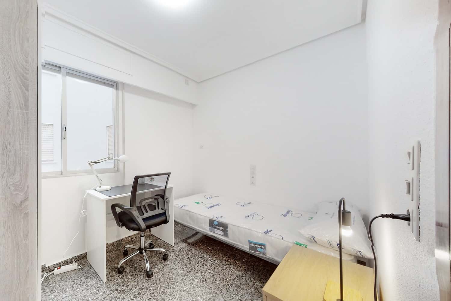 H2 - Av. Vedat, 80, piso 4ª pta. 7 (5H2B) - SG, TRT (VLC)