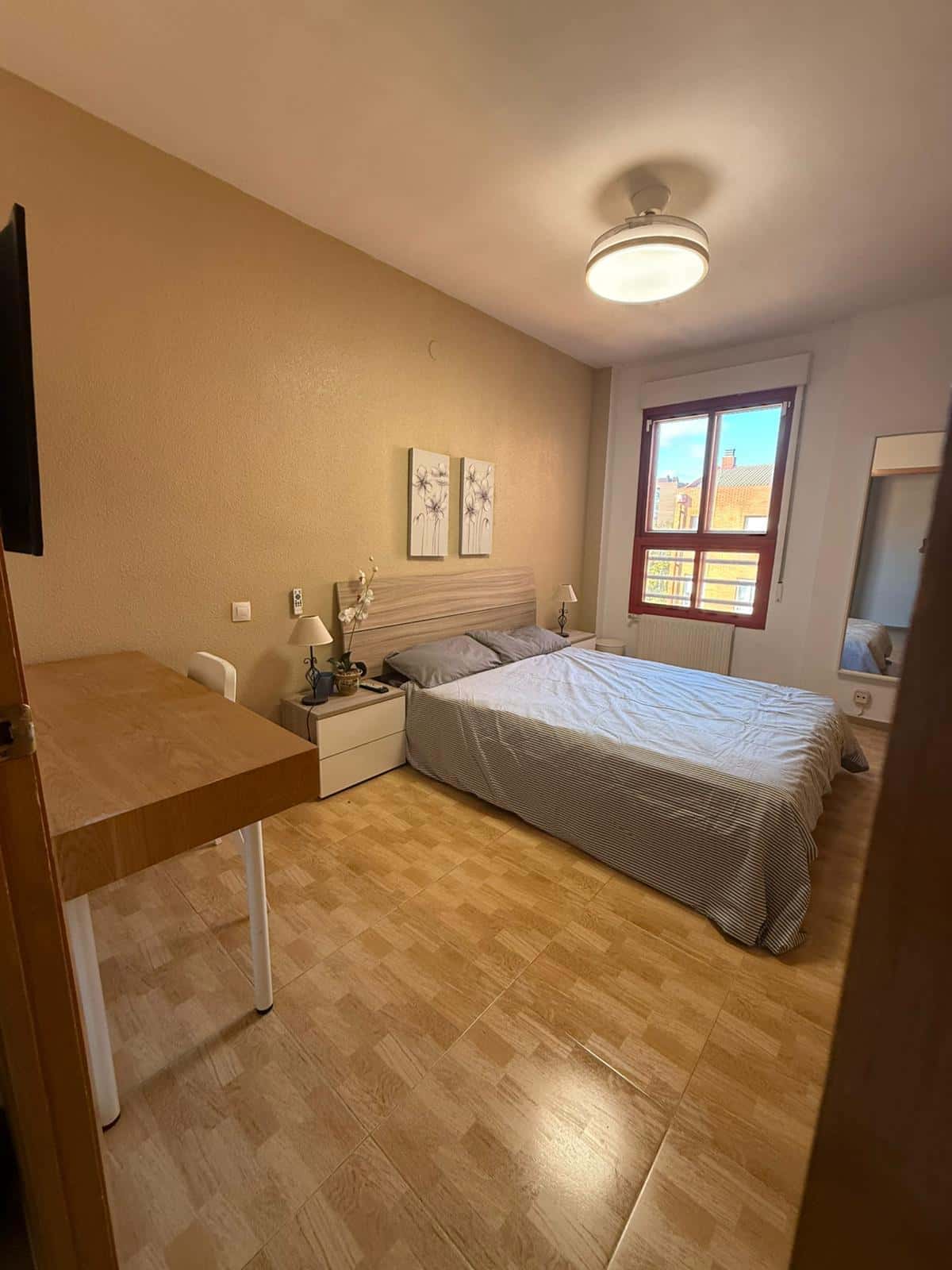 Habitacion privada en C/ Santanderina, Vallecas