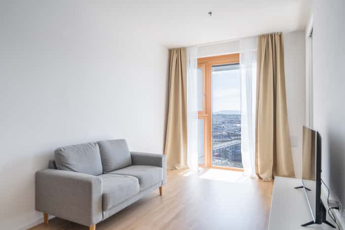 Listing photo thumbnail