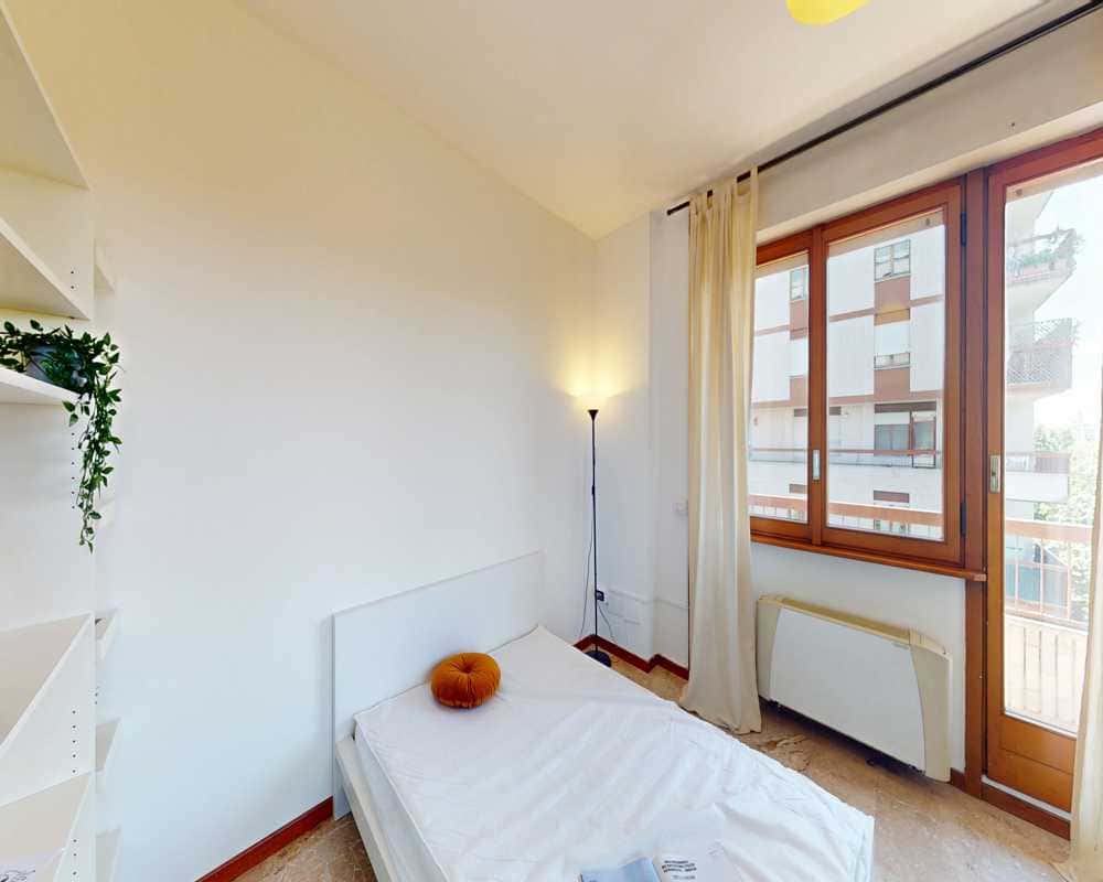 Stanza in Via Giuseppe Frua