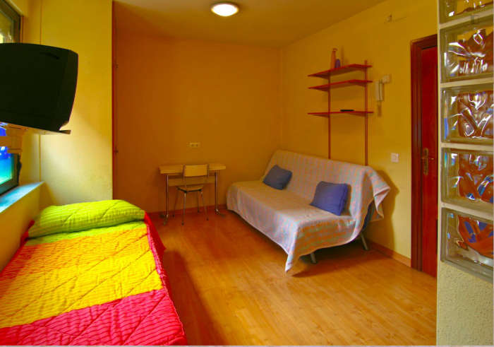 Listing photo thumbnail