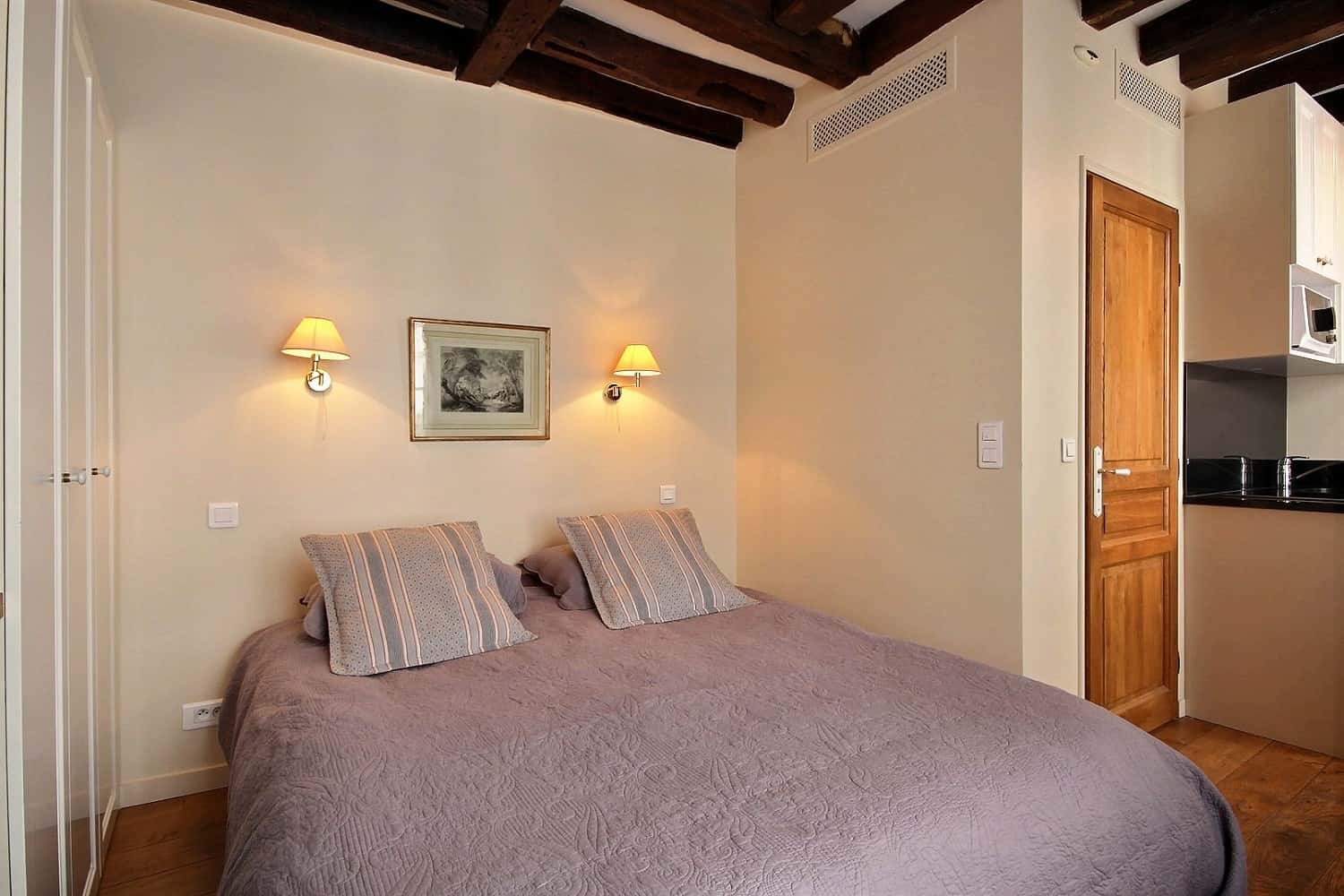 Location Appartement meublé Studio - 18m² - Ile Saint-Louis - Paris