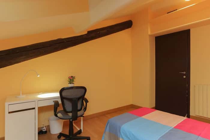 Listing photo thumbnail