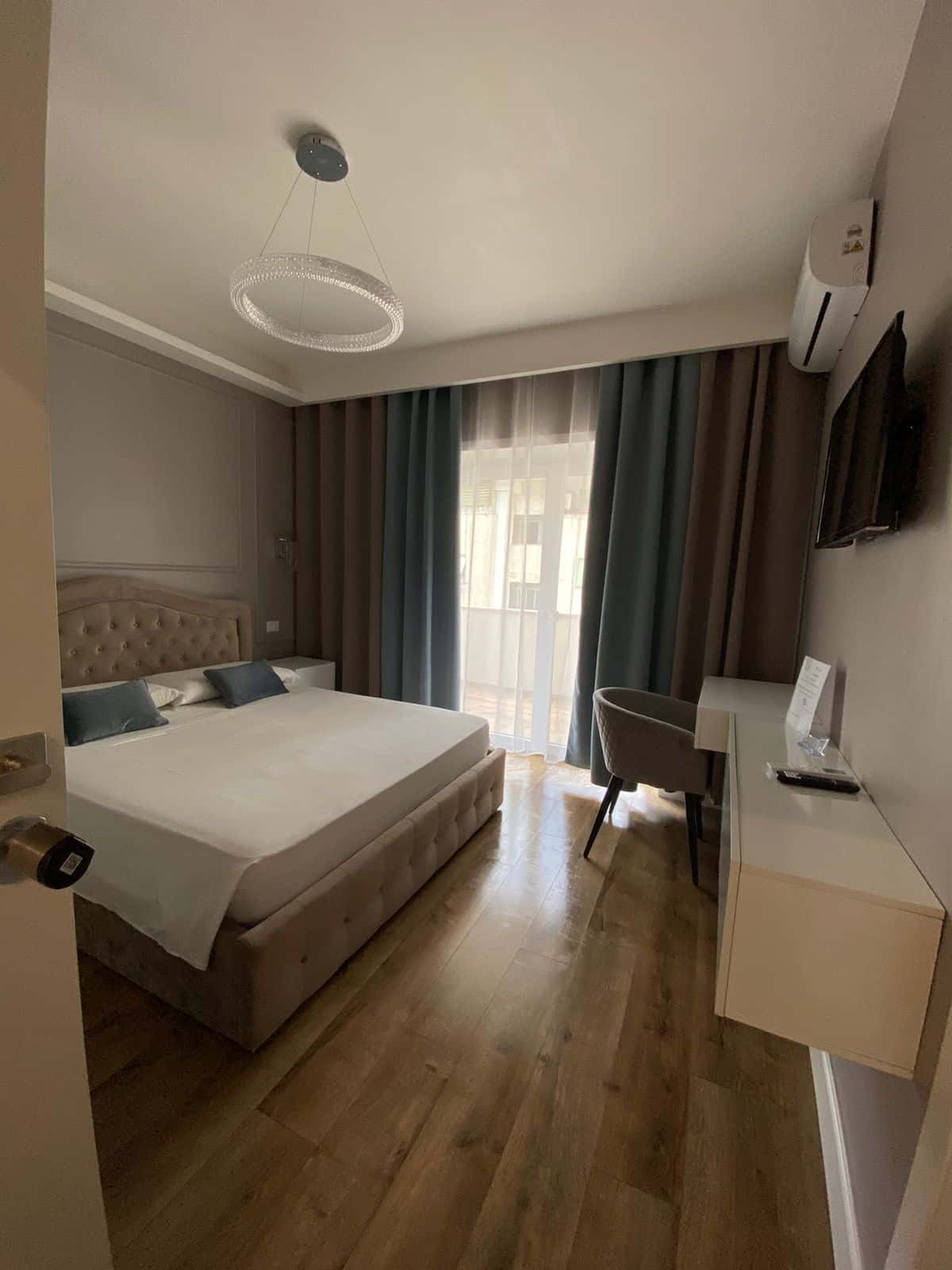 Chambre dans Via Oderisi da Gubbio, Roma pour 90 m² avec 3 chambres