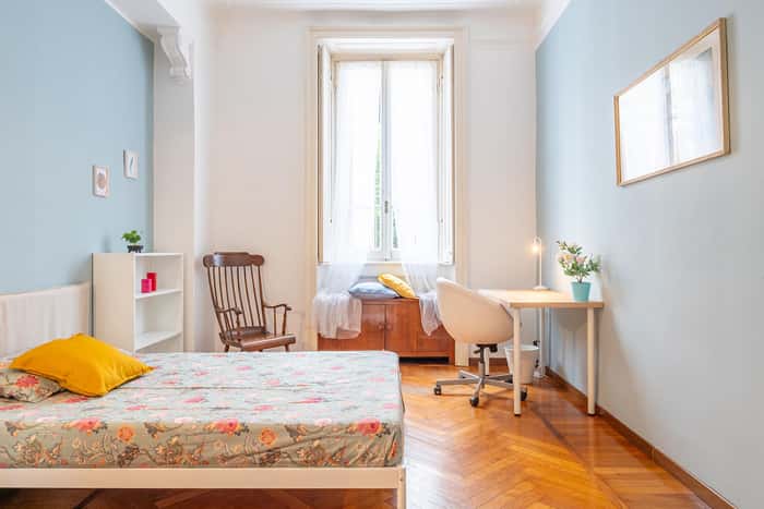 Listing photo thumbnail