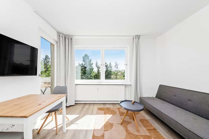 Listing photo thumbnail