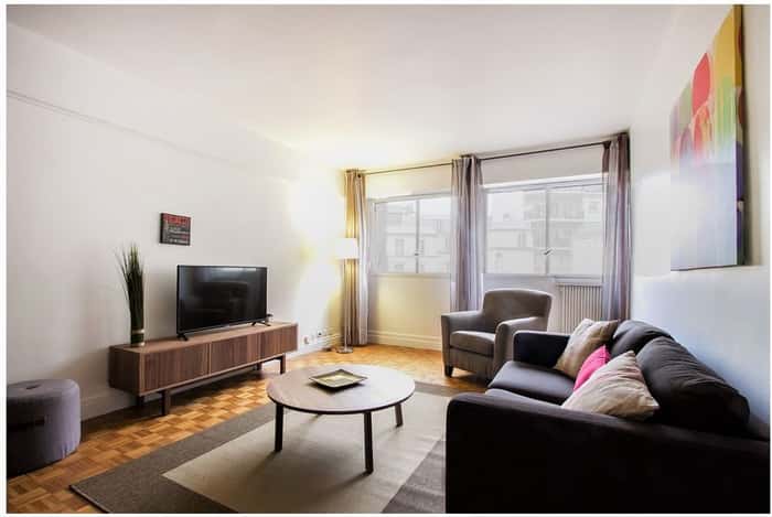 Listing photo thumbnail