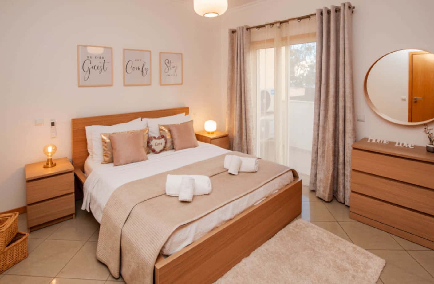 Alfarroba, Apt com Terraço 5min Baixa Albufeira (nov-april only)