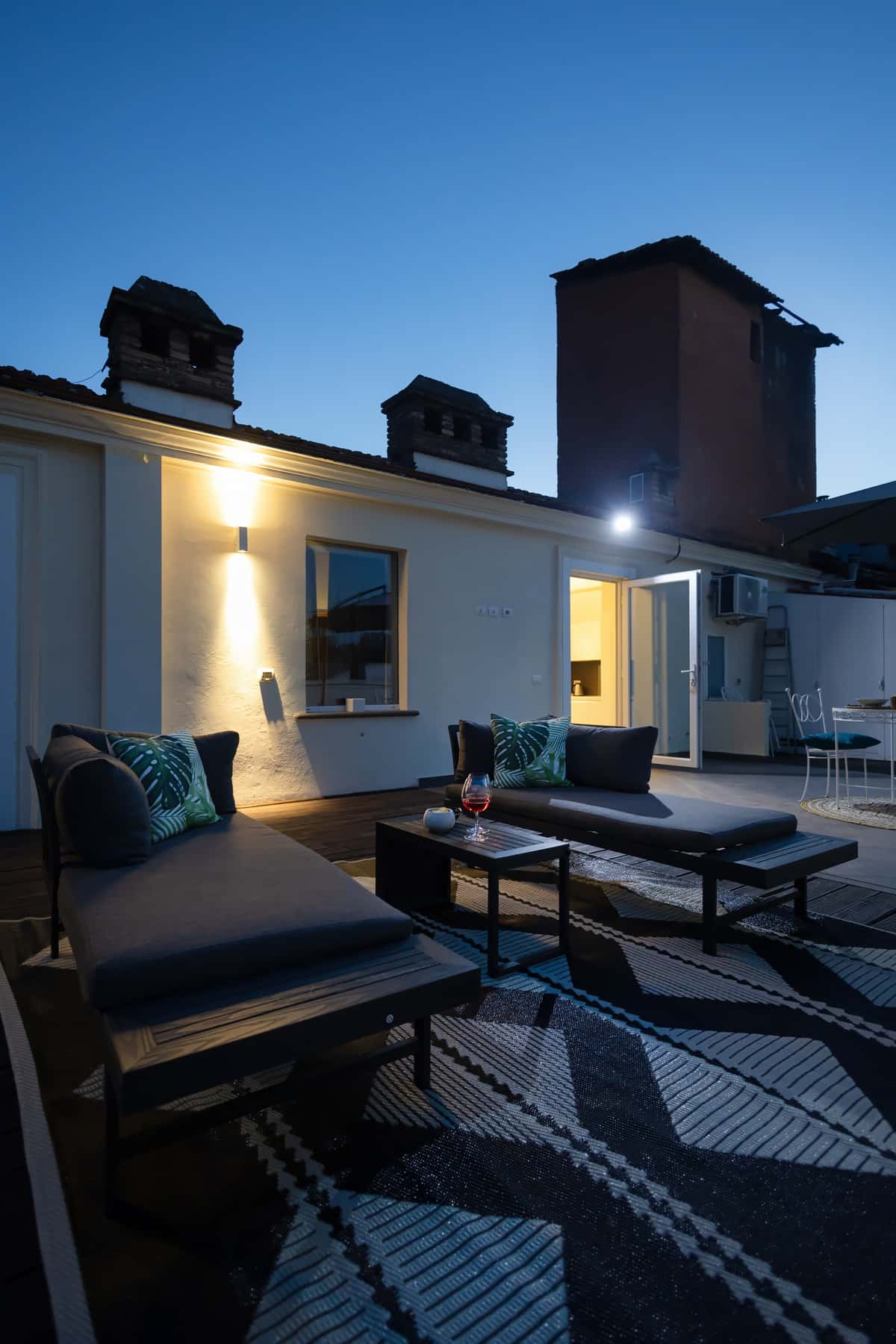 Maria Luxury Penthouse with City View Terrace