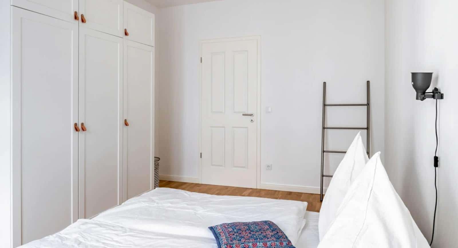 2-bedroom apartment for rent in Berlin, bills included