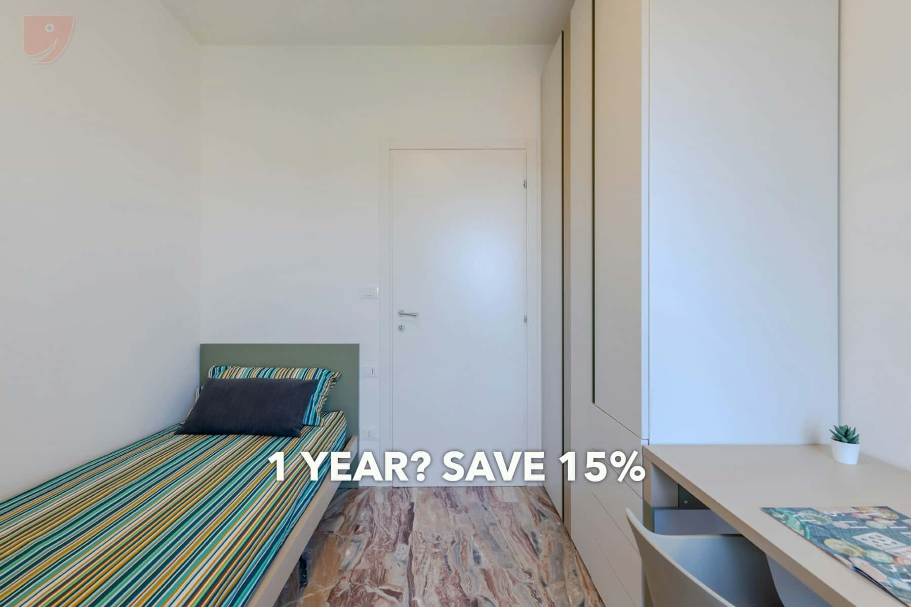 Room in Via Giuseppe Compagnoni, Ferrara for 172 m² with 9 bedrooms