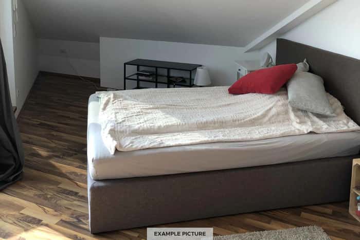 Listing photo thumbnail