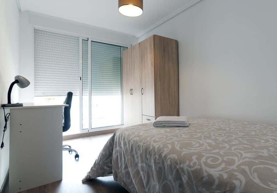 Habitación en piso de 4 habitaciones en Benimaclet
