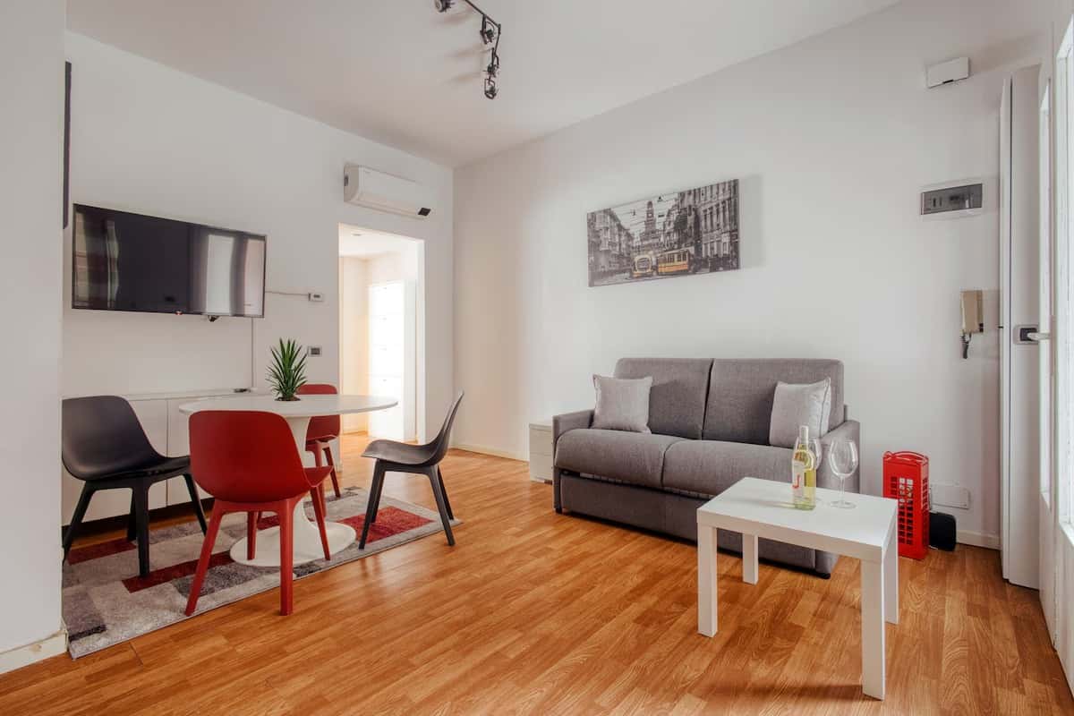 Apartment Milan, 1 bed — photo 2