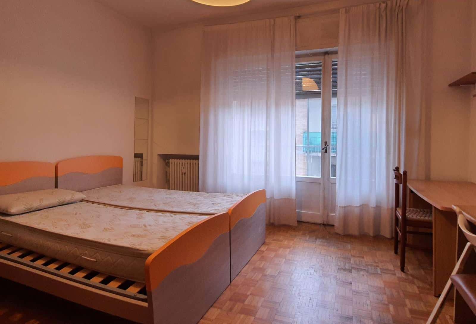 Single room Trento, 3 beds — photo 1
