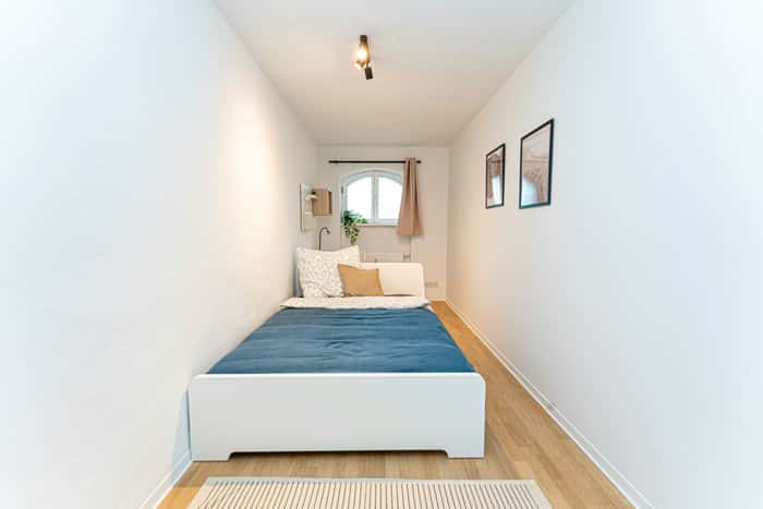 Listing photo thumbnail