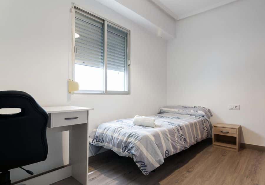 Habitación en piso de 4 habitaciones en Benimaclet