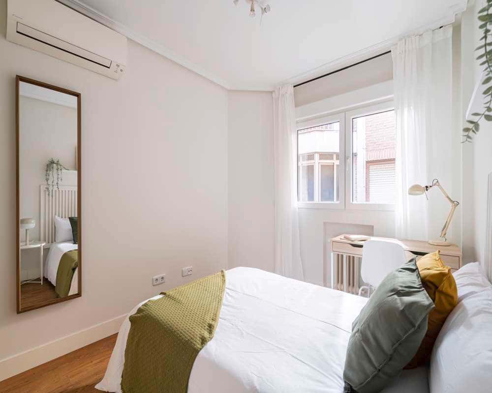 Habitación individual en la Calle Andres Mellado