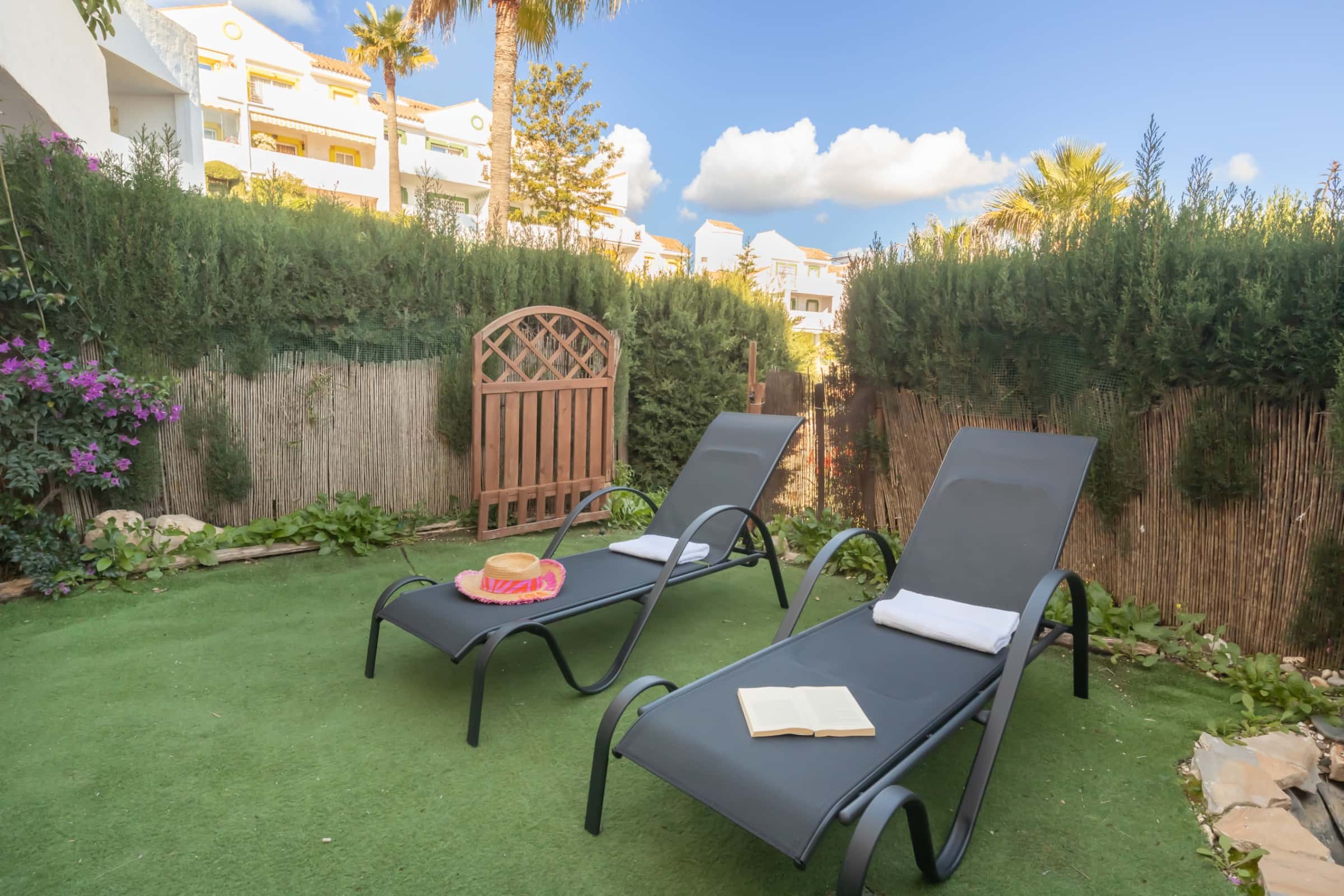 Riviera direct pool access