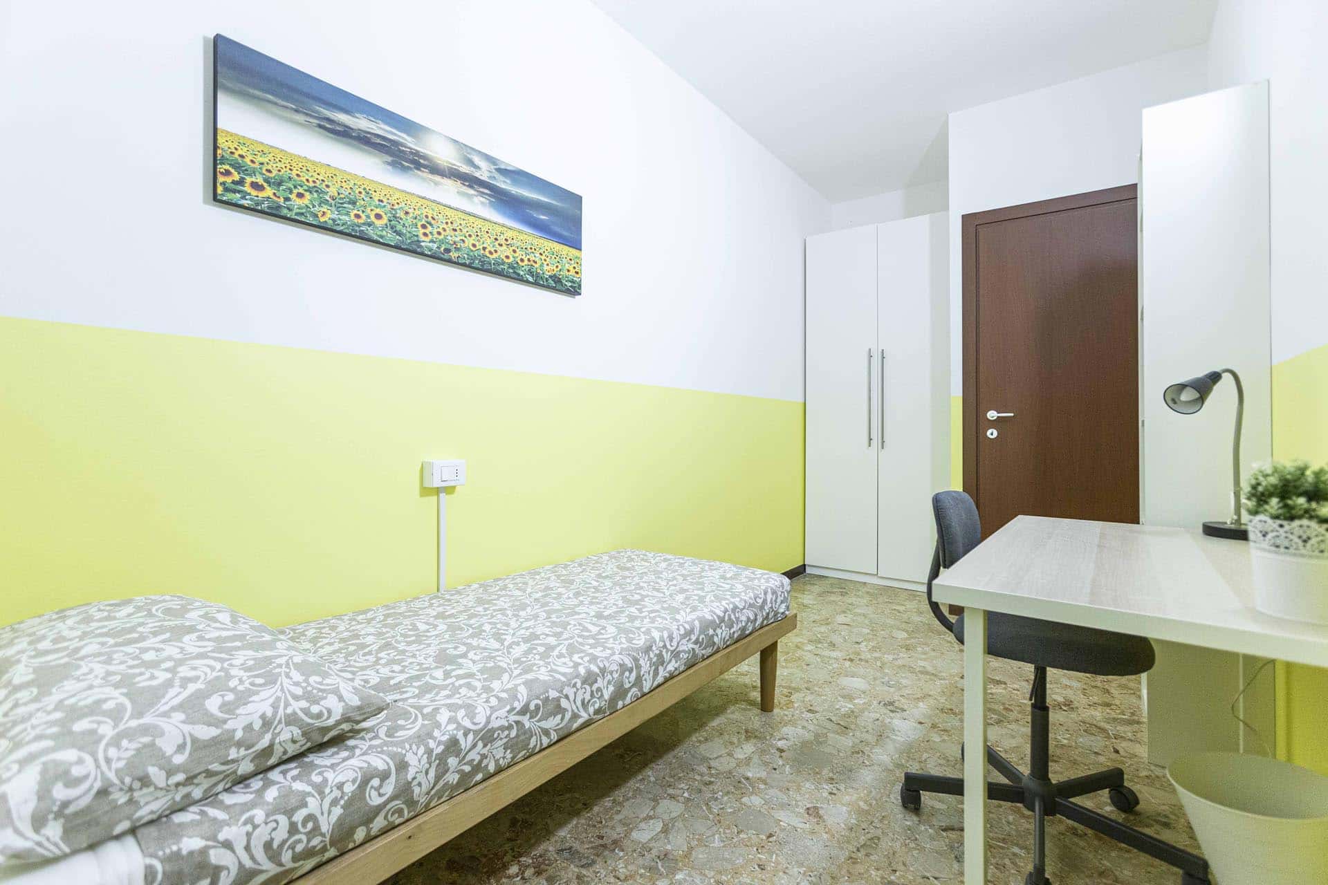 VIA PONALE 66 <br> PRIVATE ROOM S1 0