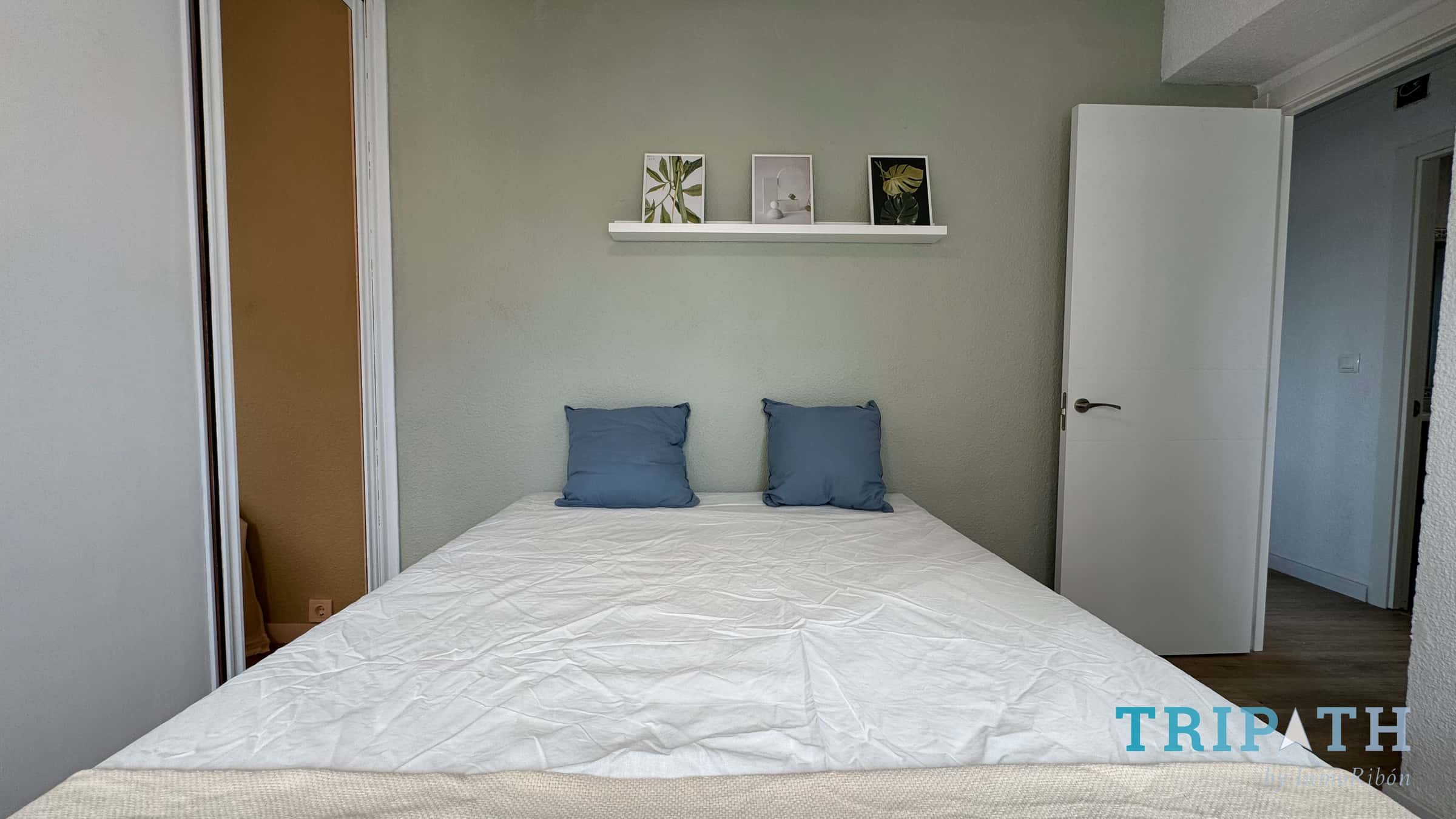 Chambre dans Calle del Poeta Blas de Otero, Madrid pour 80 m² avec 4 chambres