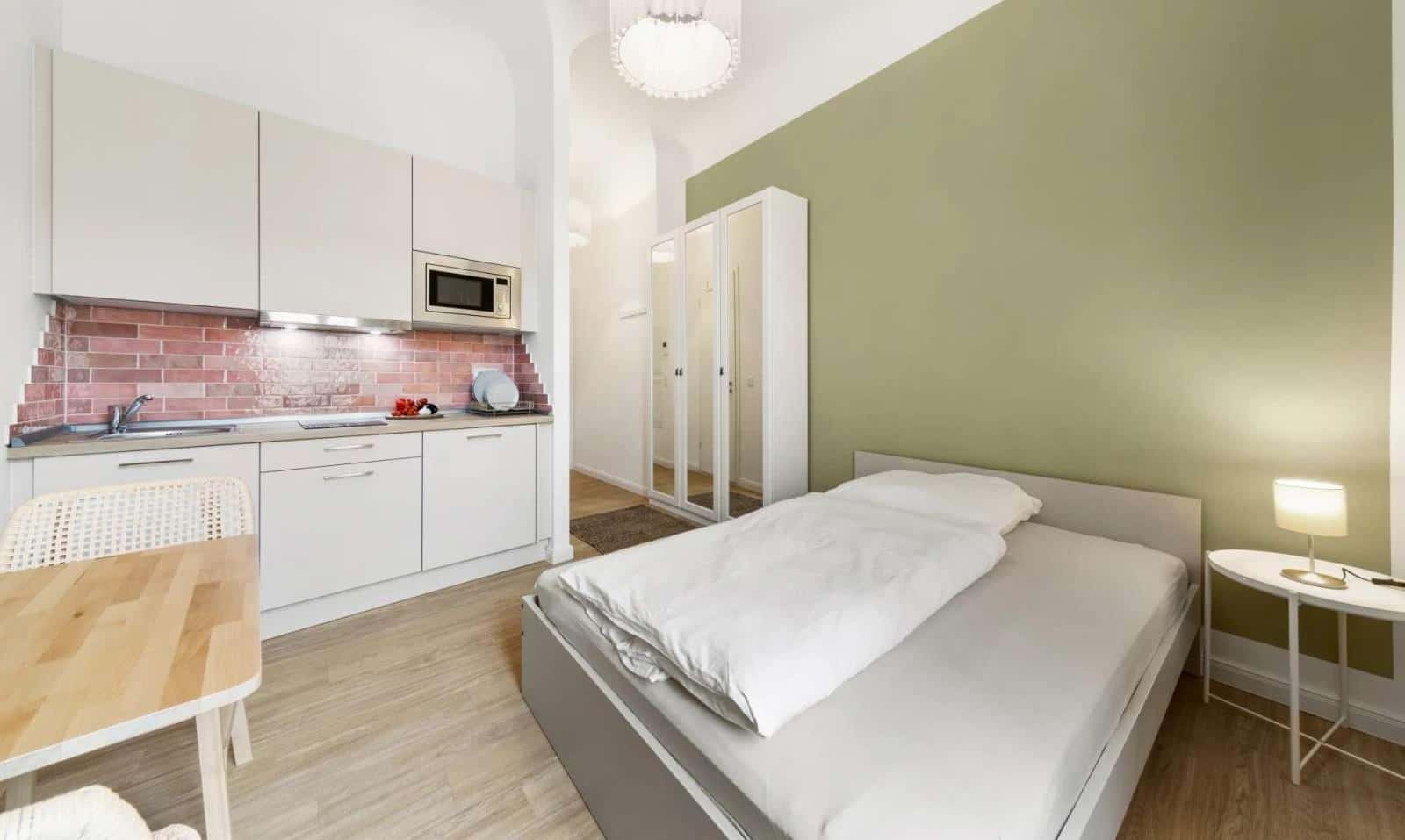 Studio for rent in Berlin, bills included, checked by Spotahome - Photo 3