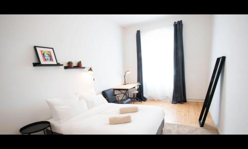 Listing photo thumbnail
