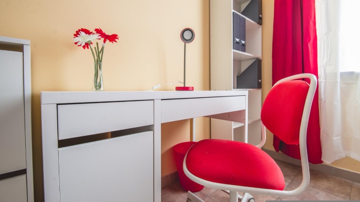 Listing photo thumbnail