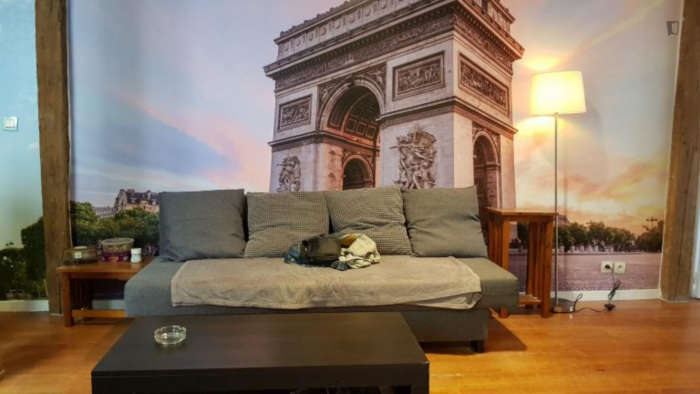 Listing photo thumbnail