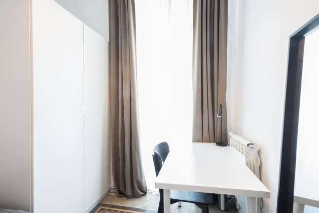 Listing photo thumbnail