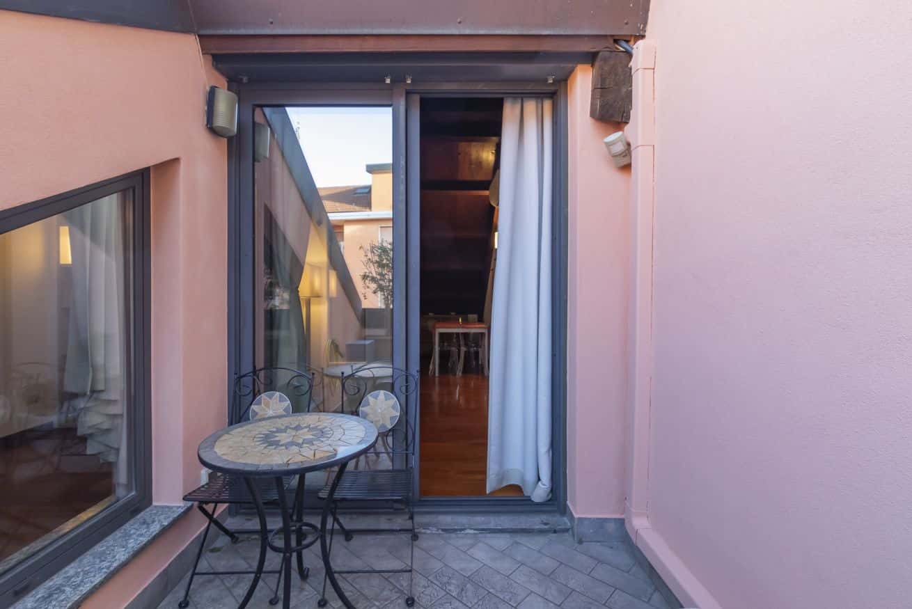 Bilocale in Via Guicciardini 10 - in Milan