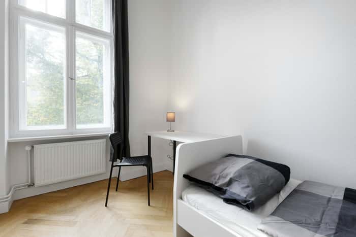 Listing photo thumbnail