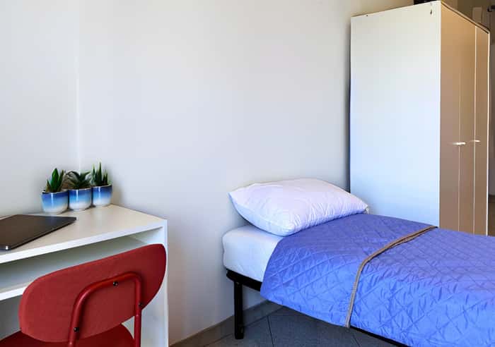 Listing photo thumbnail